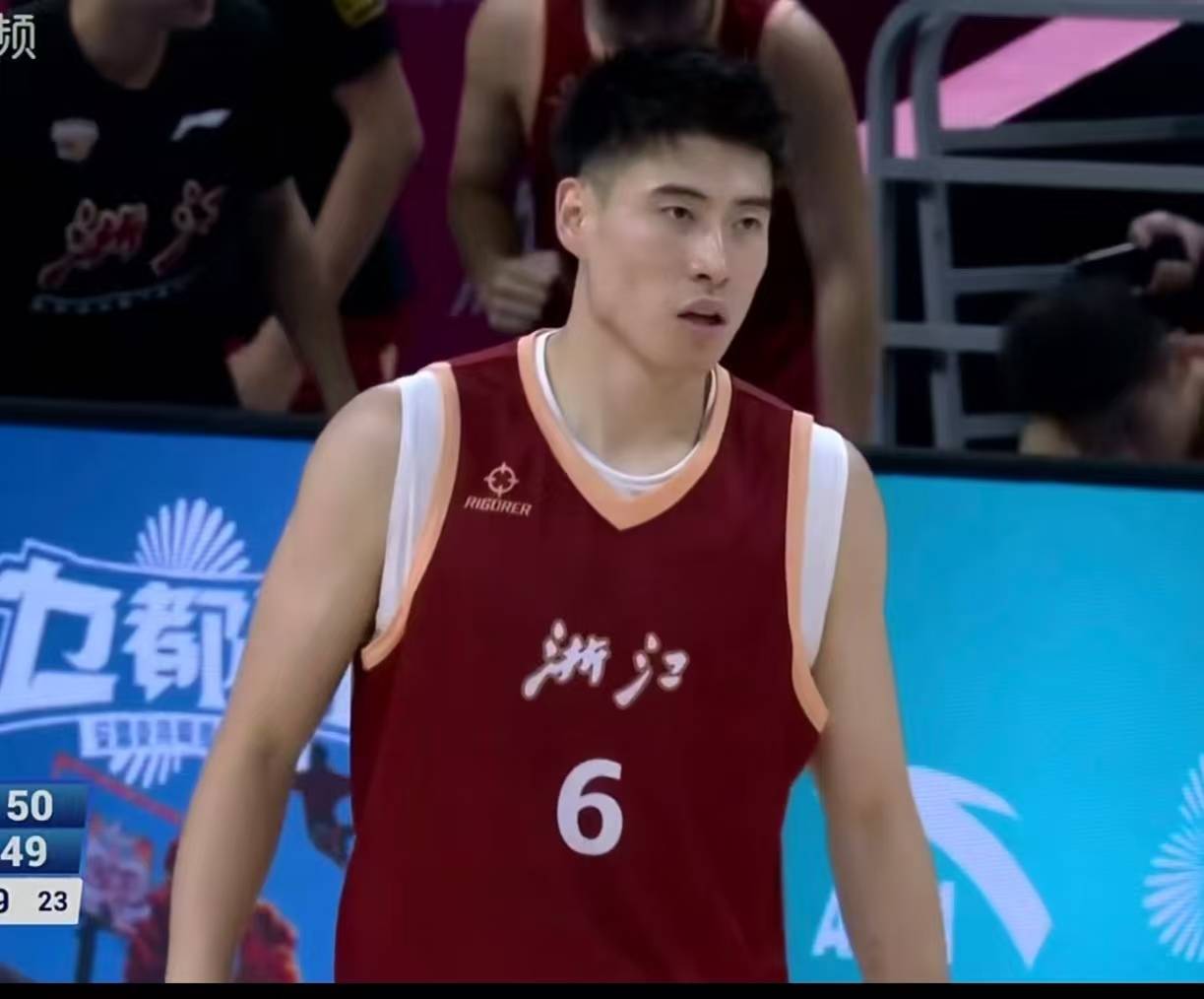 加时末段体能课后，深圳男篮遗憾出局备战NBA总决赛，态度坚定，赛程密集仍需轮换的简单介绍